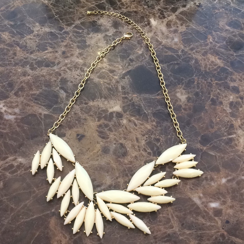 Faceted Laurel Leaf Bib Necklace